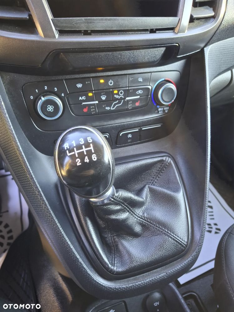 Ford TRANSIT CONNECT TREND - 32