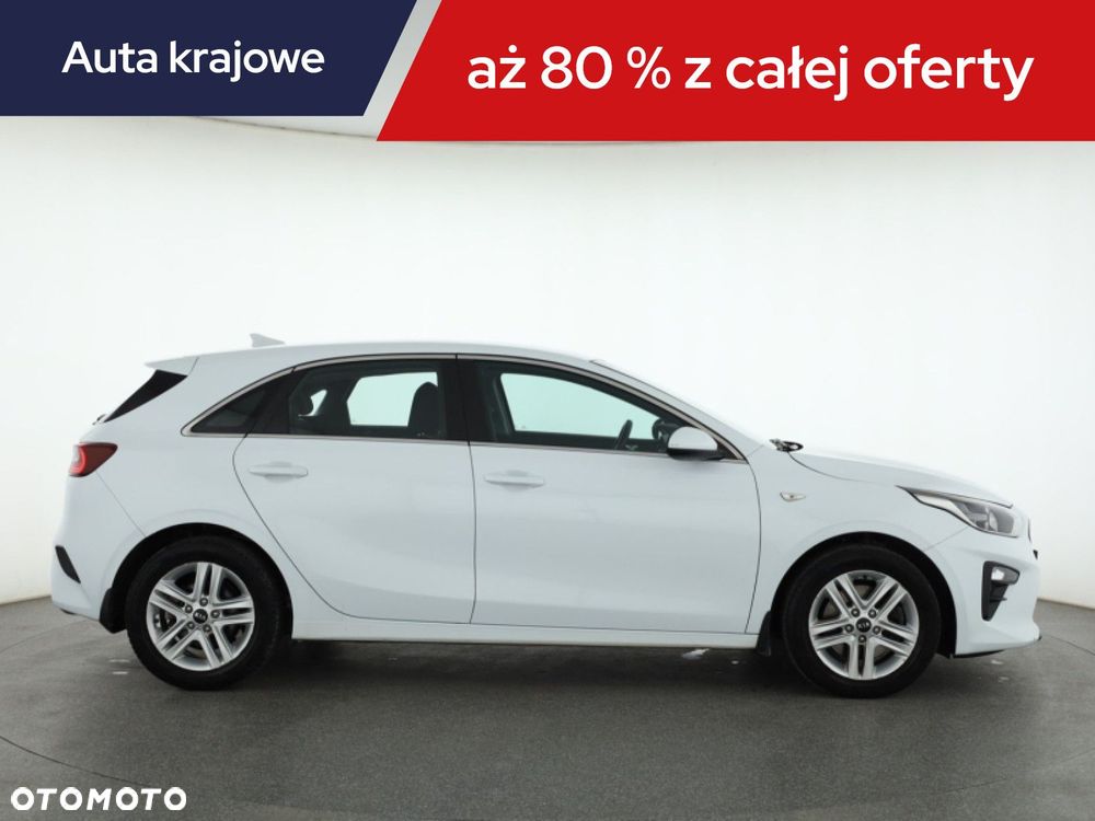 Kia Ceed - 8