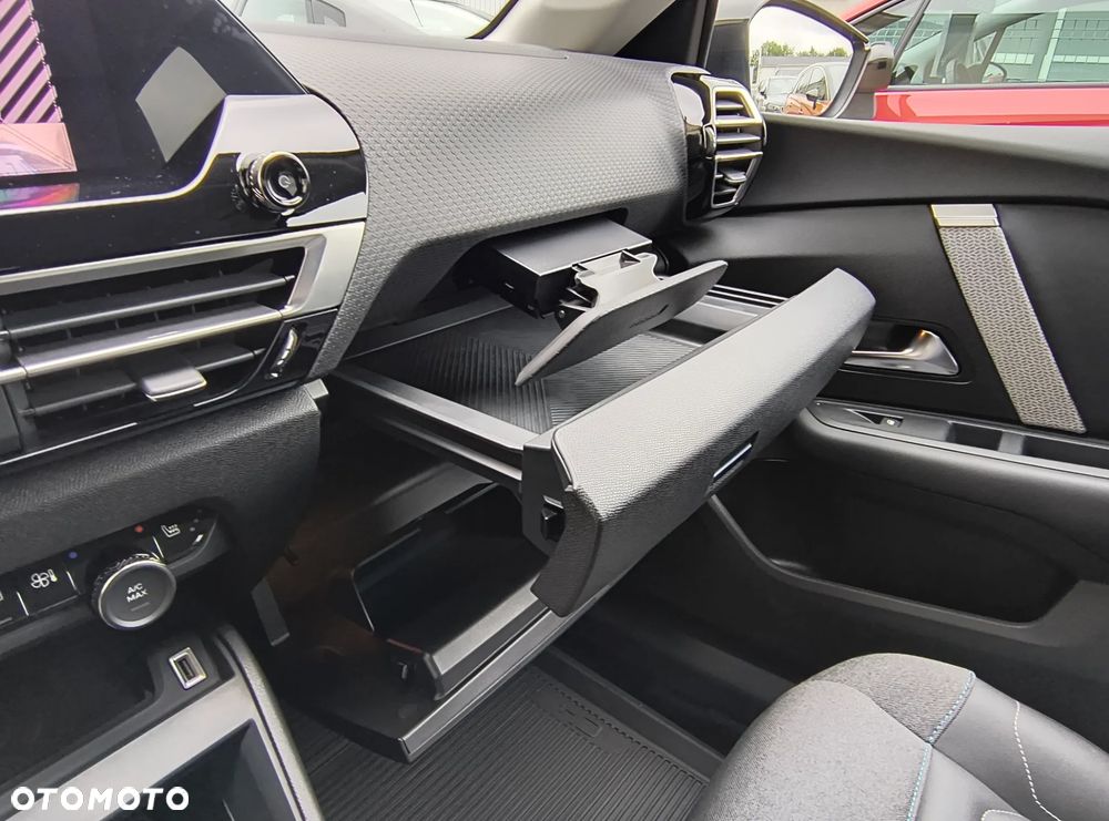 Citroën C4X 1.2 PureTech Max S&S EAT8 - 24