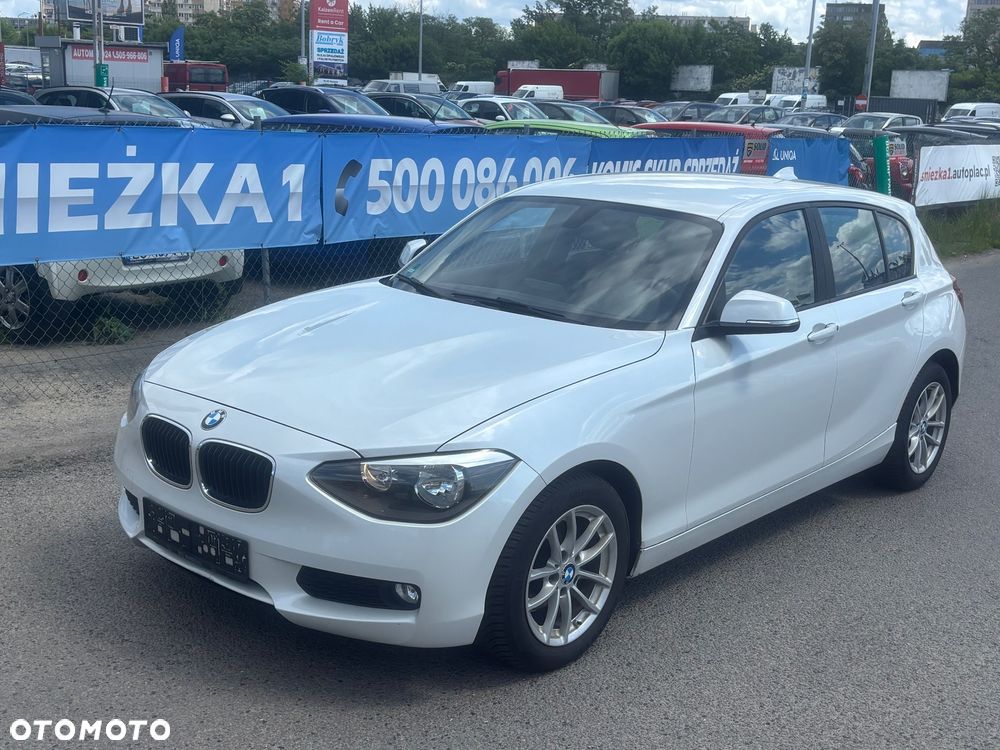BMW Seria 1 116i Sport Line - 2