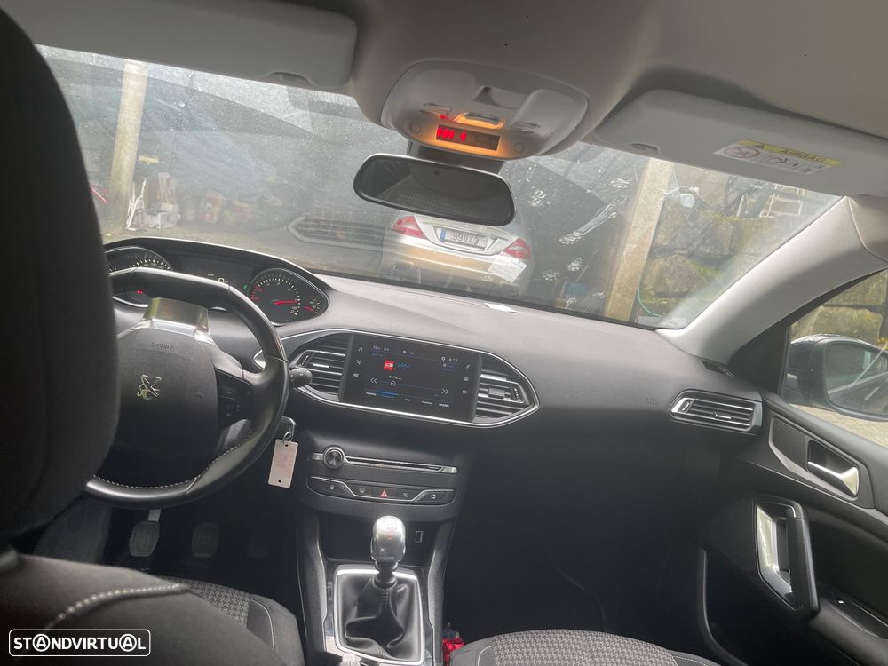 Peugeot 308 1.5 BlueHDi Business Line - 3