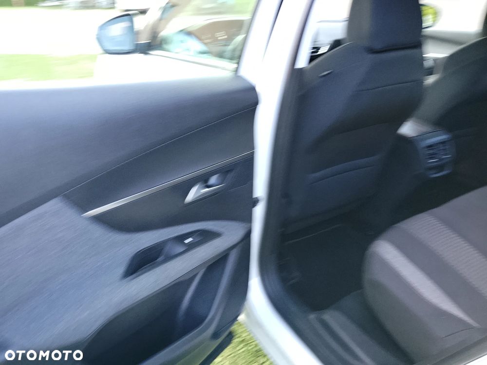 Peugeot 3008 - 29