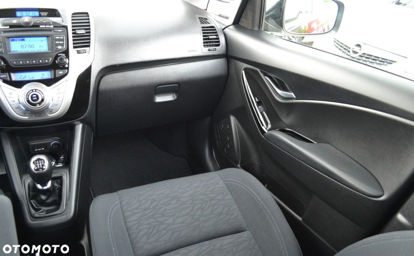 Hyundai ix20 1.4 Comfort - 31