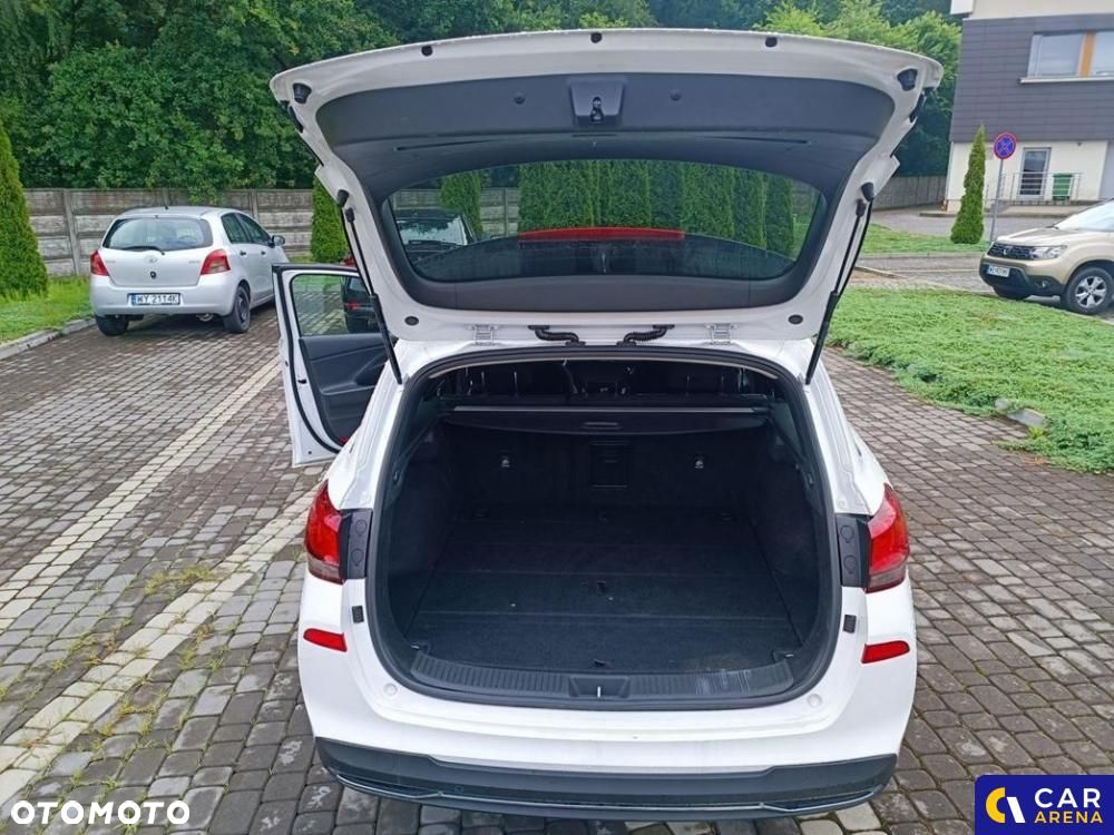 Hyundai i30 - 24