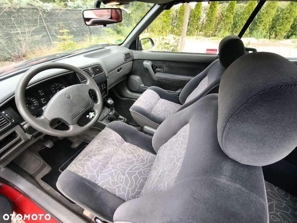 Renault 19 1.8 - 18