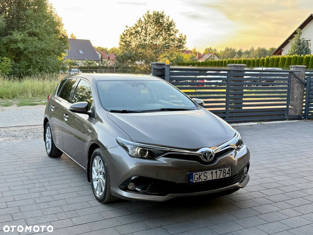 Toyota Auris - 2