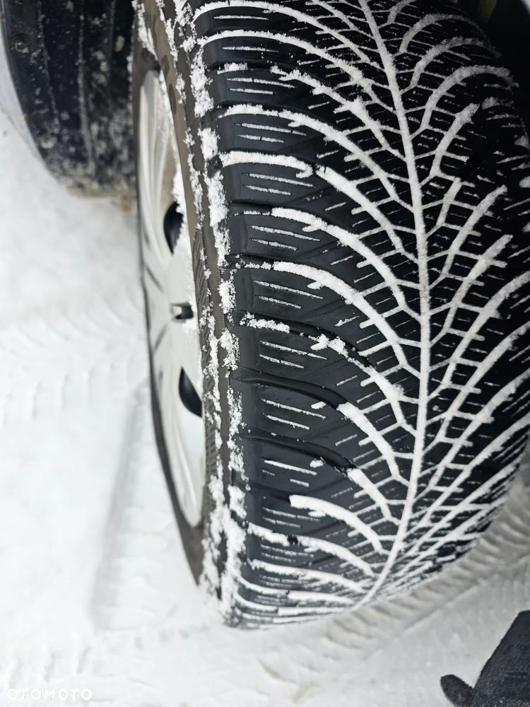 Toyota Auris 1.6 VVT-i Team - 5