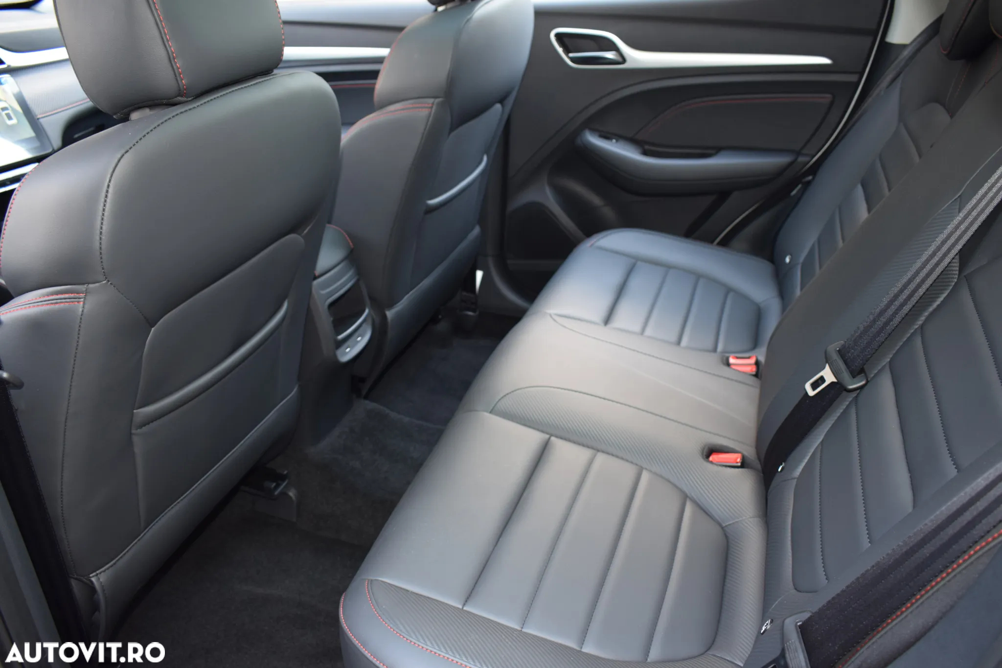MG ZS 1.0 T-GDi 6MT Exclusive - 8
