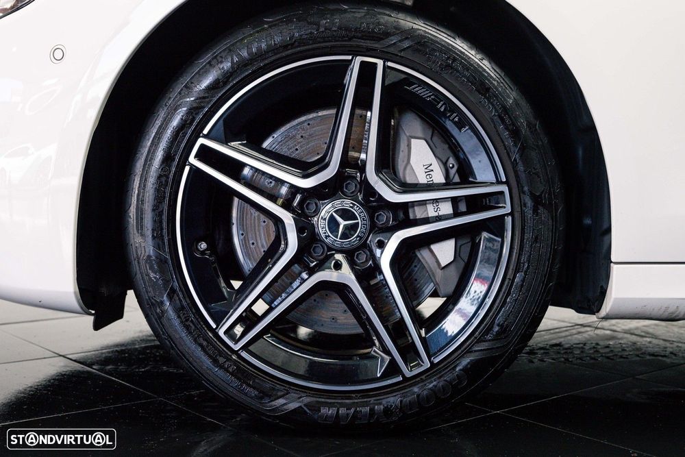 Mercedes-Benz E 300 de 9G-TRONIC AMG Line - 8