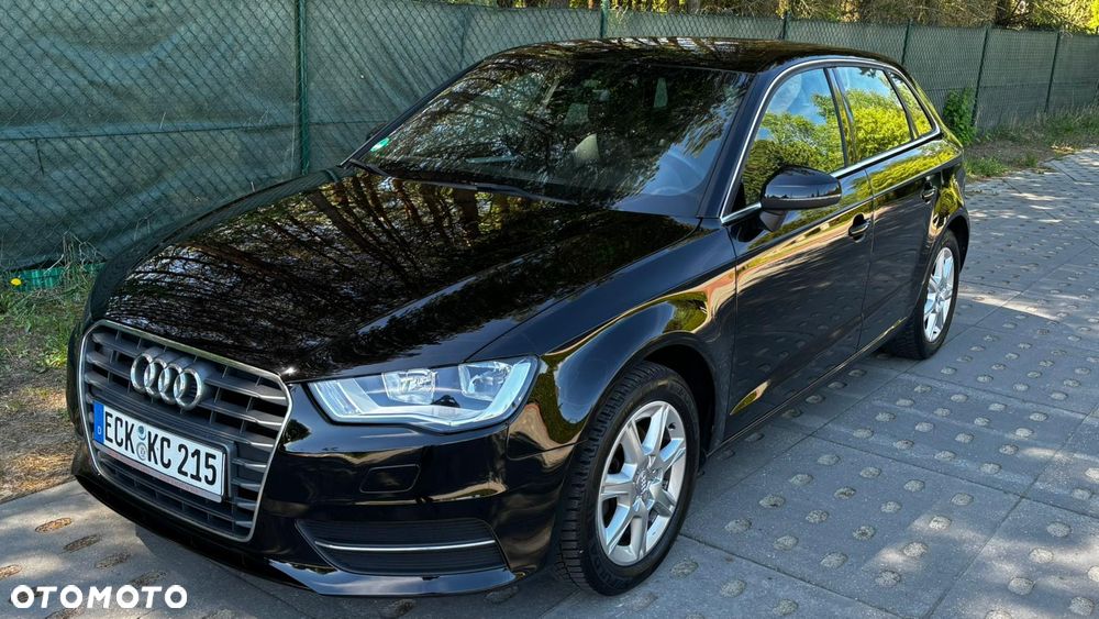 Audi A3 Sportback - 2