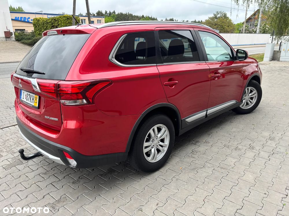 Mitsubishi Outlander 2.0 2WD Inform - 9