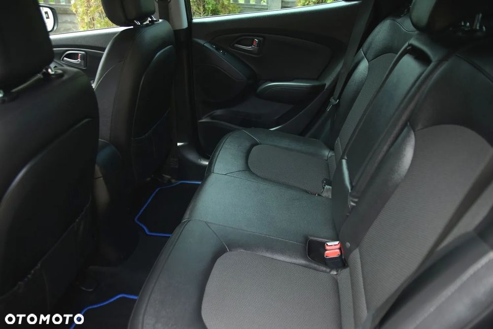 Hyundai ix35 1.6 2WD Fifa World Cup Edition - 23