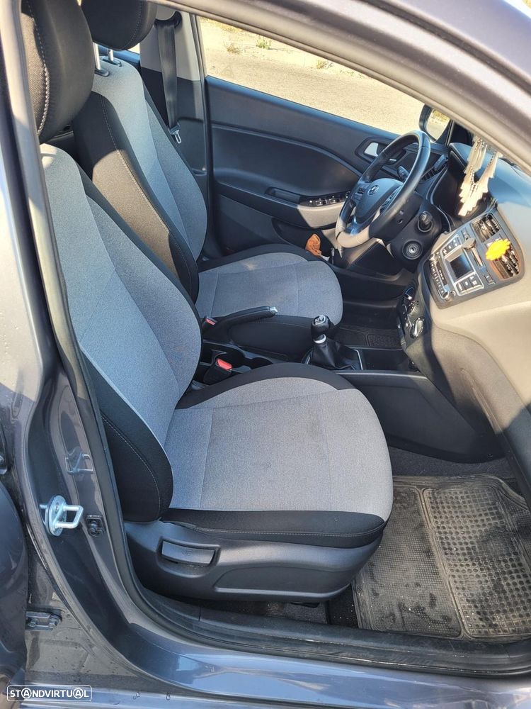 Hyundai i20 1.2 Comfort - 6