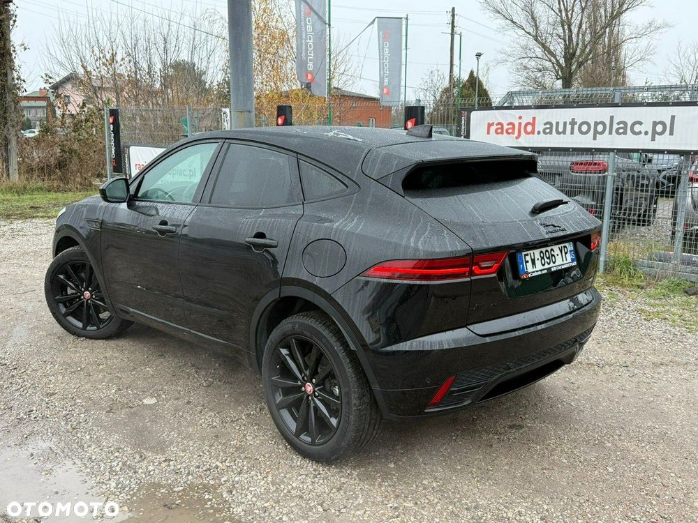 Jaguar E-Pace - 29