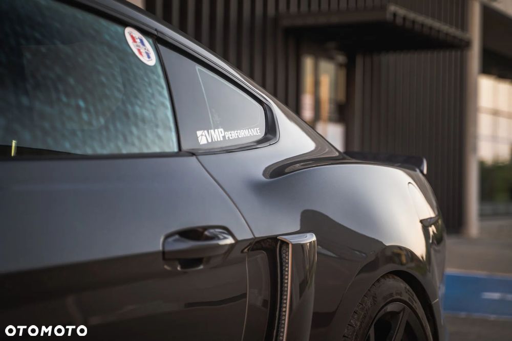 Ford Mustang 5.0 V8 GT - 17