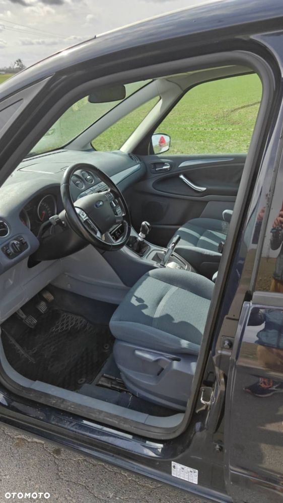 Ford Galaxy - 6