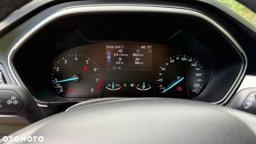 Ford Focus 1.5 EcoBoost Trend ASS - 24