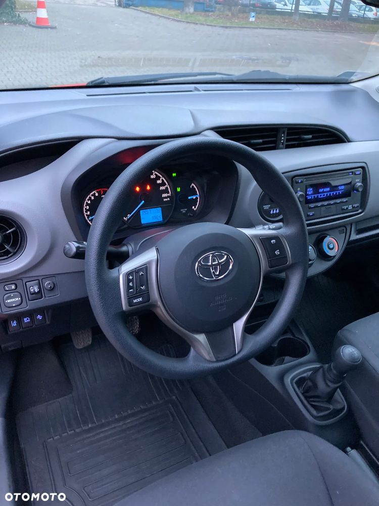 Toyota Yaris - 20