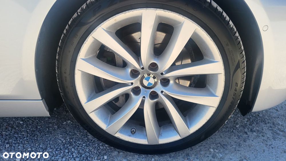 BMW Seria 5 535i - 26