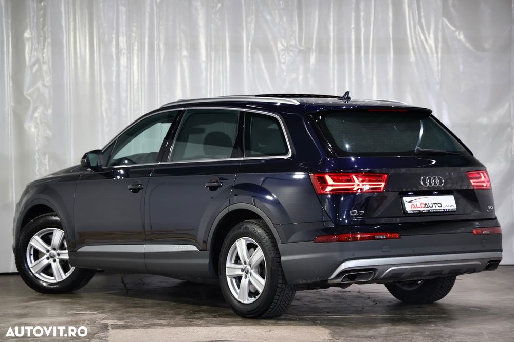 Audi Q7 3.0 ultra TDI Quattro Tiptronic - 5