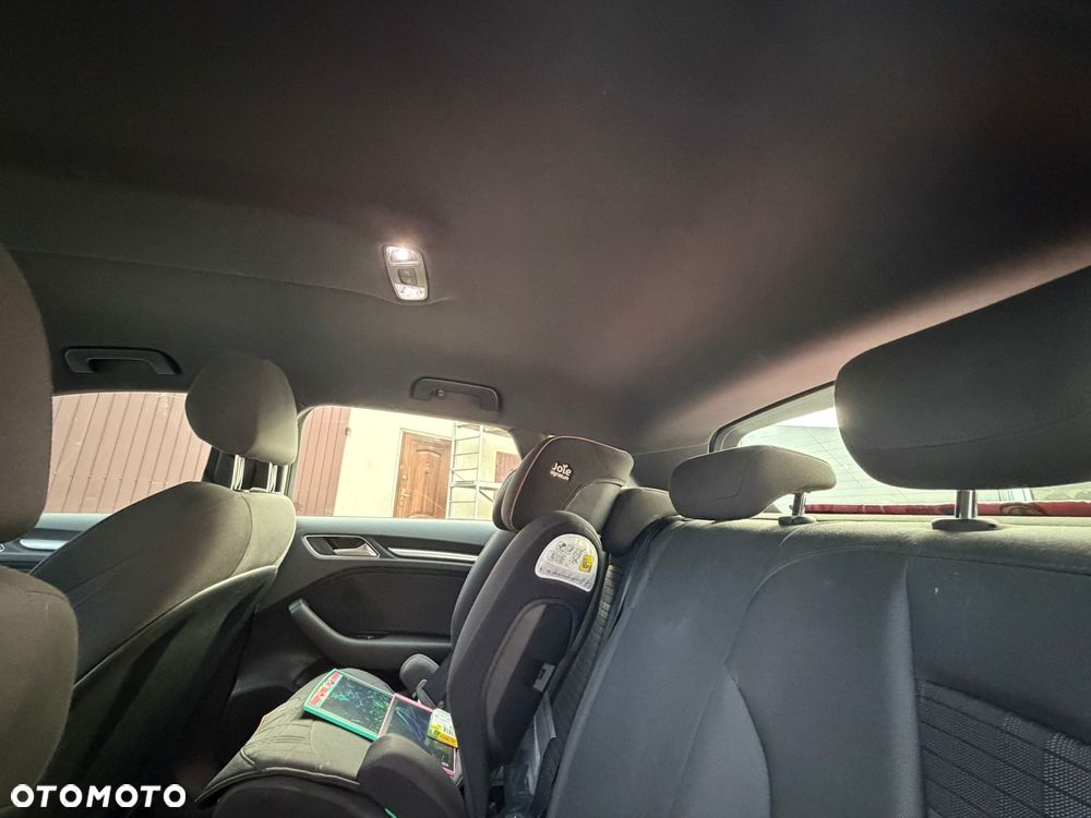 Audi A3 Sportback - 12