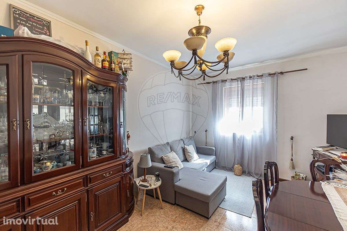 Moradia T2 para venda - Grande imagem: 2/20