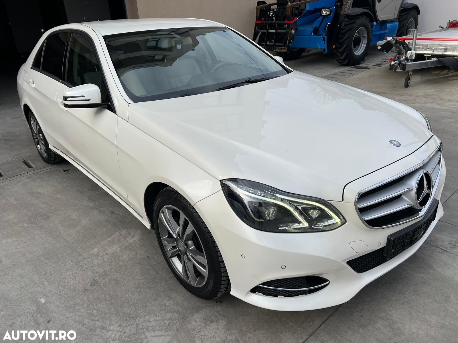 Mercedes-Benz E 300 BlueTEC HYBRID Aut. - 23