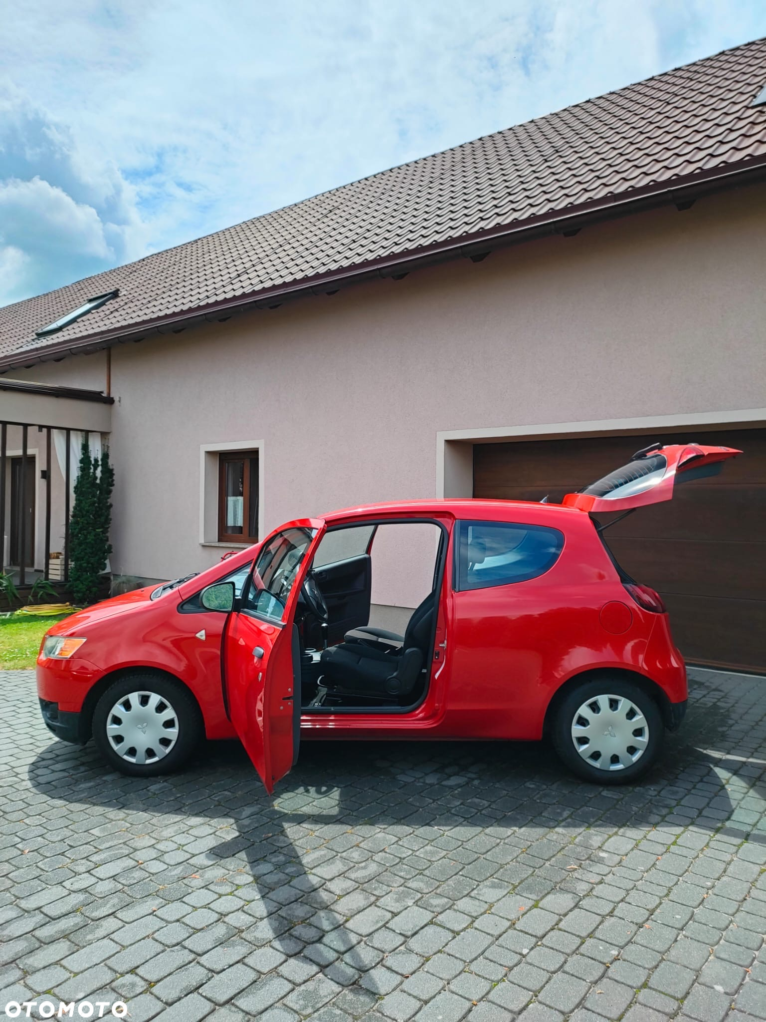 Mitsubishi Colt - 16