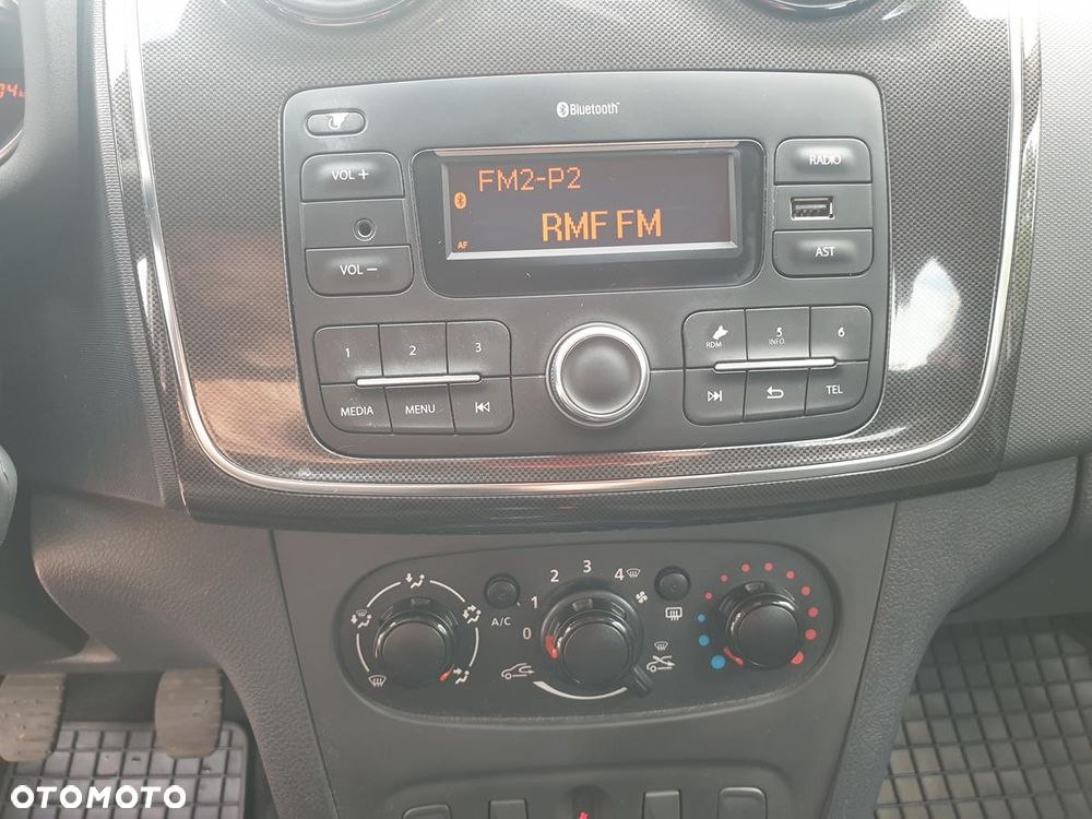 Dacia Sandero 0.9 TCe Laureate S&S - 12