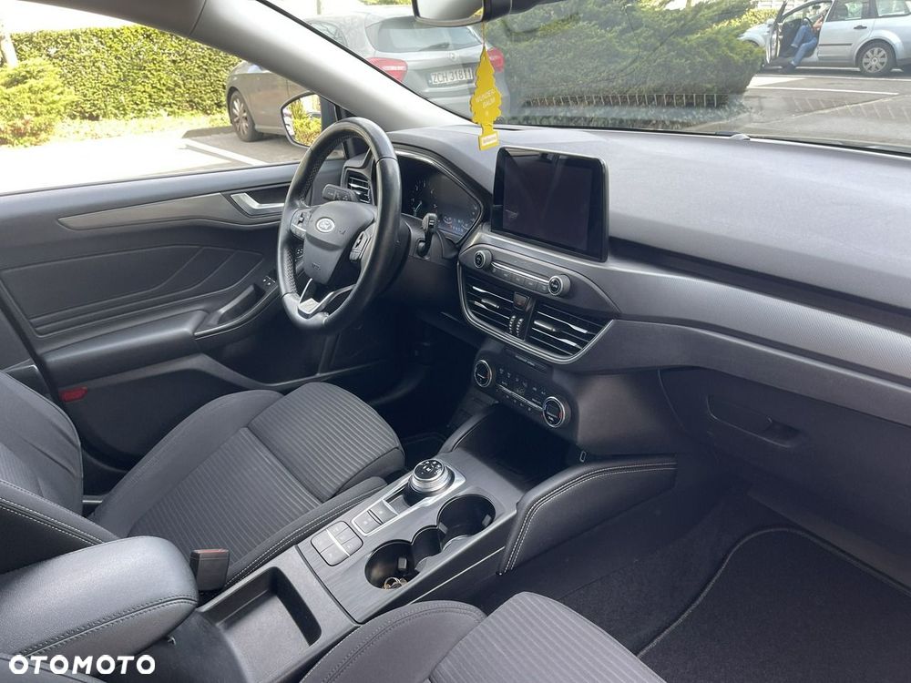 Ford Focus - 28