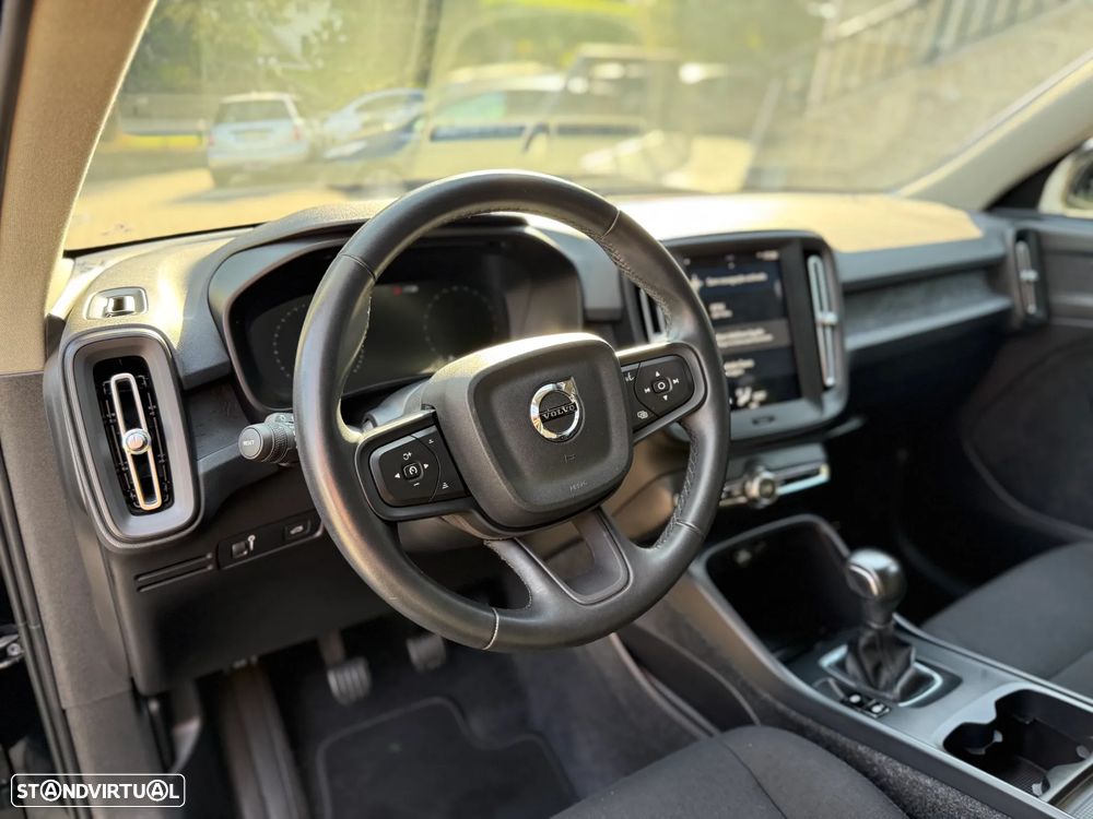 Volvo XC 40 1.5 T2 Momentum - 13