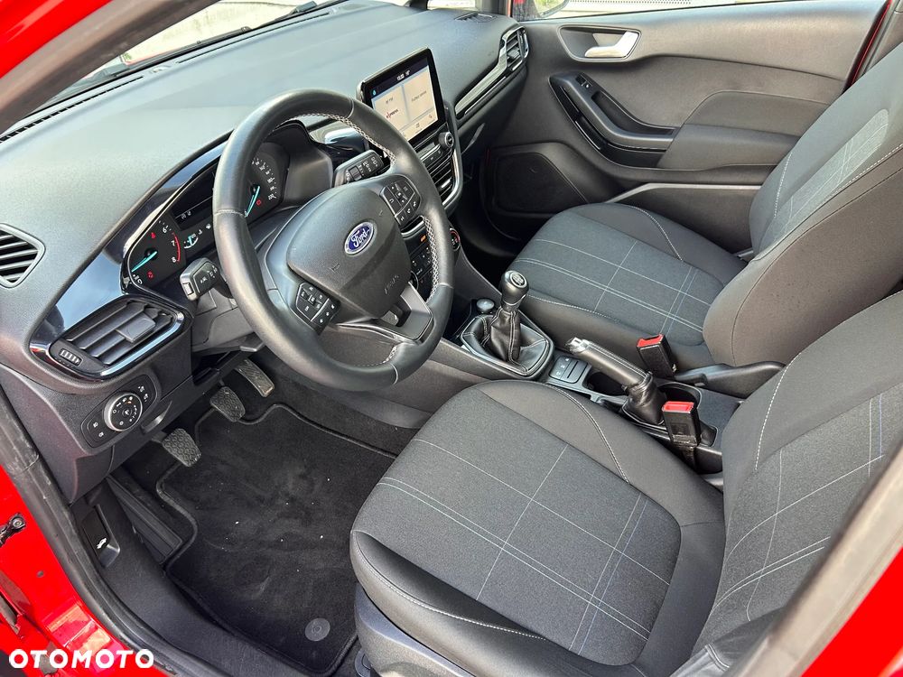 Ford Fiesta 1.1 S&S COOL&CONNECT - 11