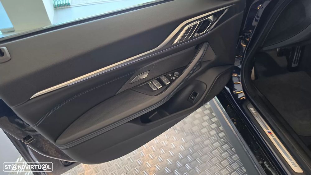 BMW i4 eDrive35 Pack Desportivo M Pro - 38