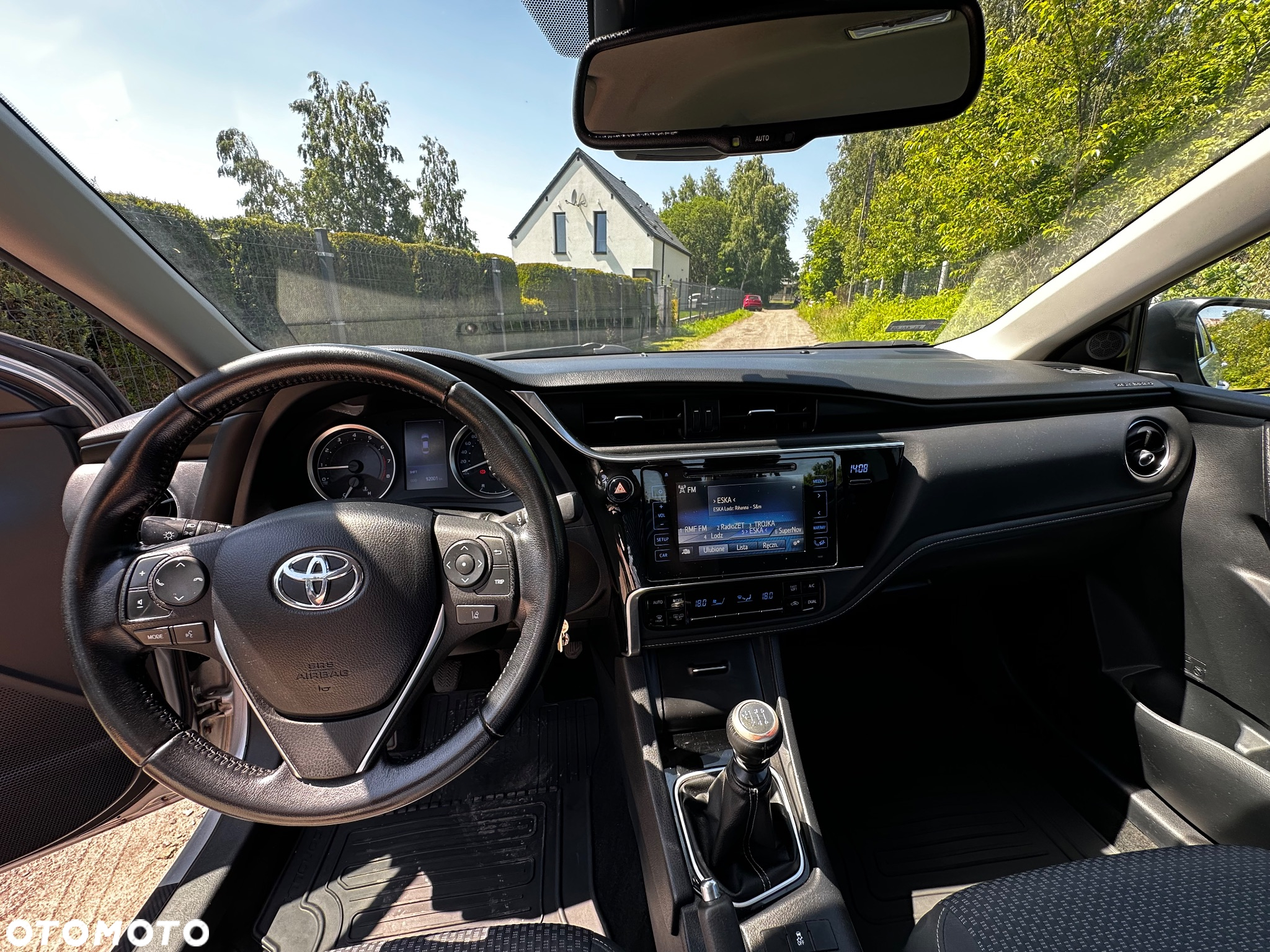 Toyota Corolla 1.6 Comfort - 21