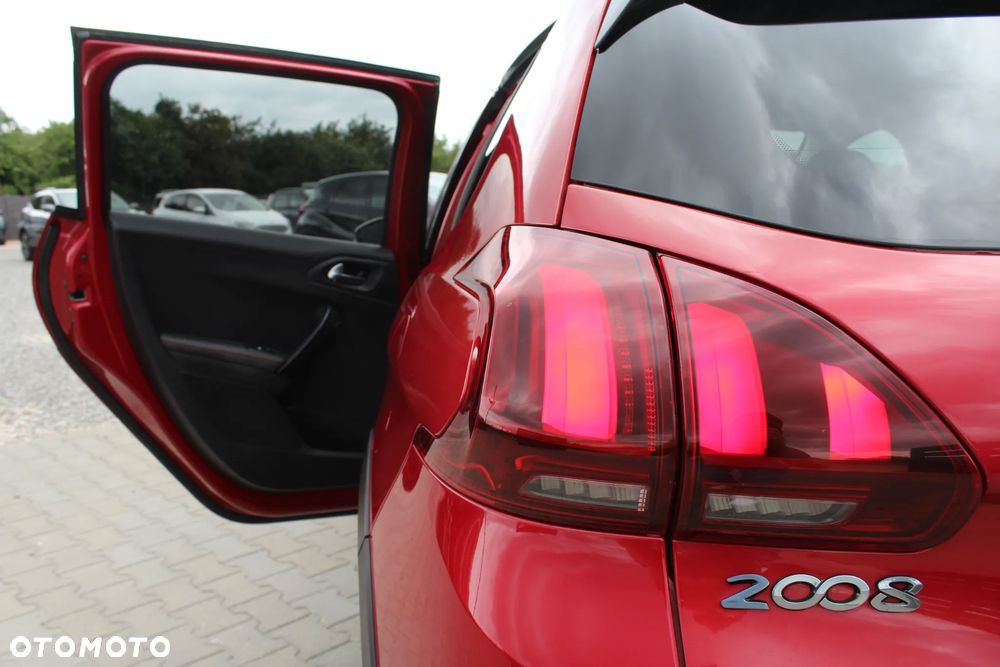 Peugeot 2008 PureTech 110 Stop&Start GT-Line Edition - 10