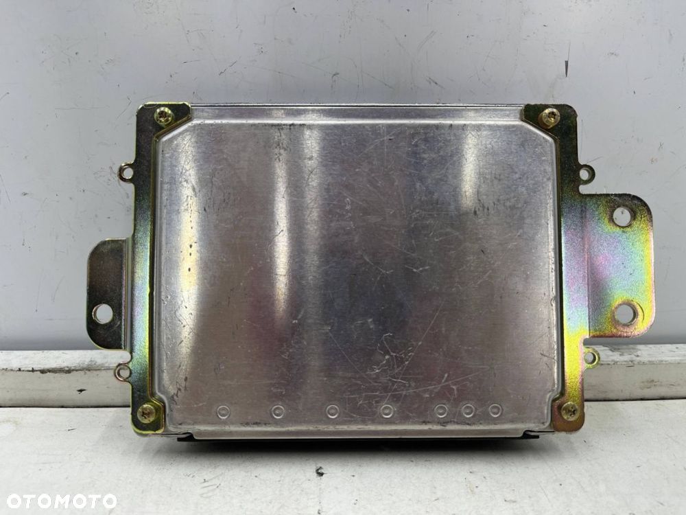 Komputer silnika Nissan Almera N16 00-06r. 2.2D diesel sterownik ECU 237105M300 0281010141 - 2
