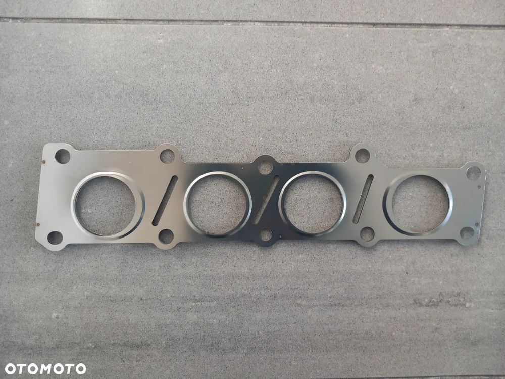 Uszczelka kolektora wydechowego Ford Mondeo 2007-2014, S-Max/Galaxy 2006-2015 2.0 EB 5133034 - 1