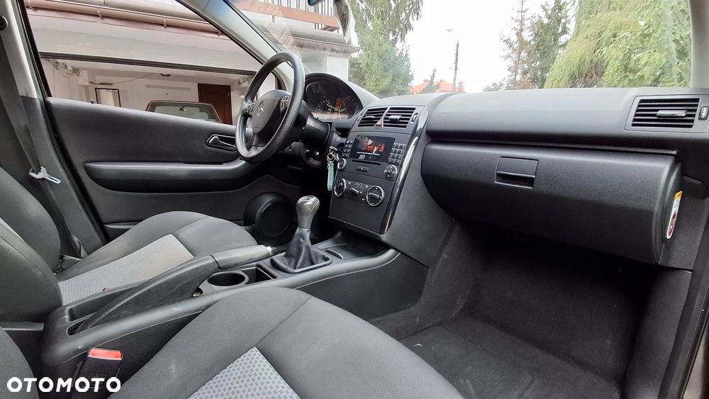 Mercedes-Benz Klasa A 150 Avantgarde First - 17