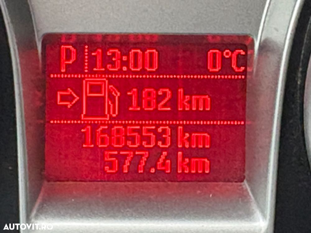 Ford Focus 1.6 16V Aut. Titanium - 11