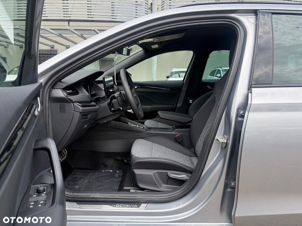 Skoda Octavia 1.5 TSI mHEV Sportline DSG - 10