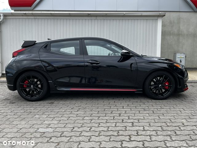 Hyundai Veloster - 8