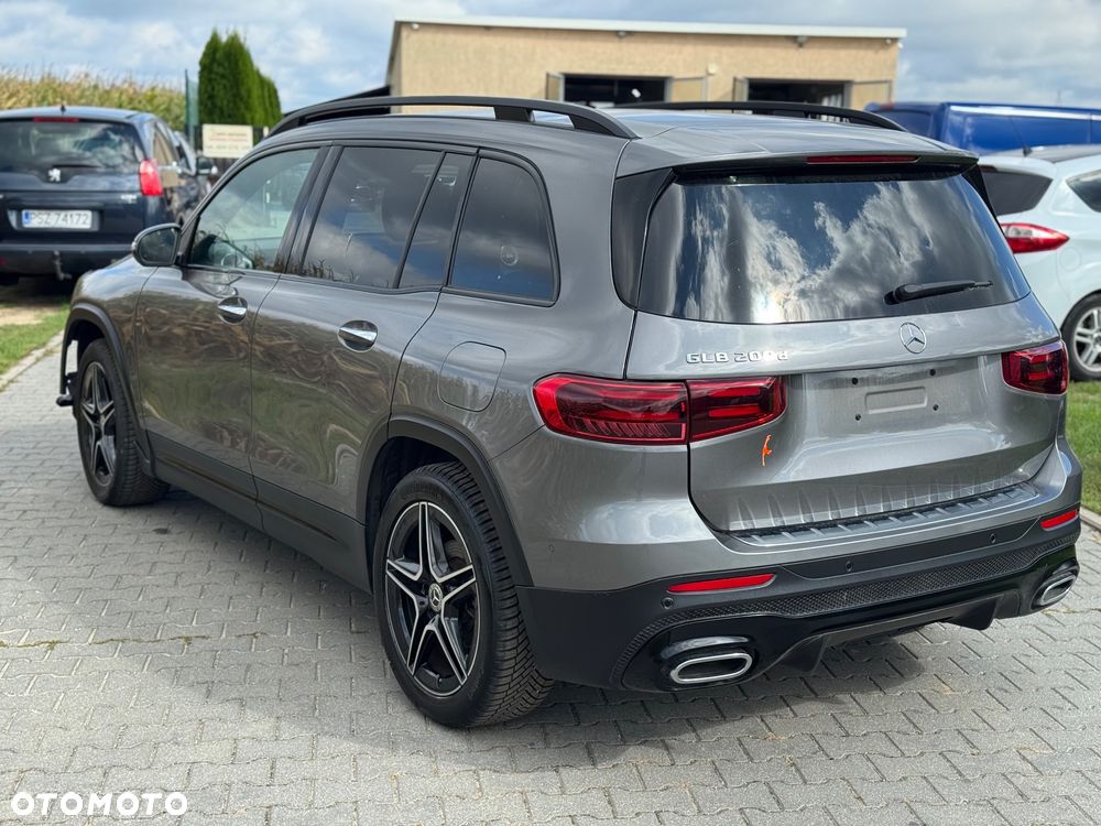 Mercedes-Benz GLB 200 d 4-Matic AMG Line 8G-DCT - 5