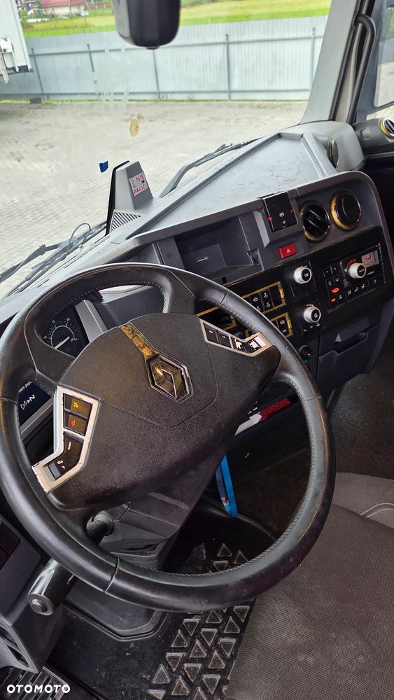 Renault T520 High Cab - 7