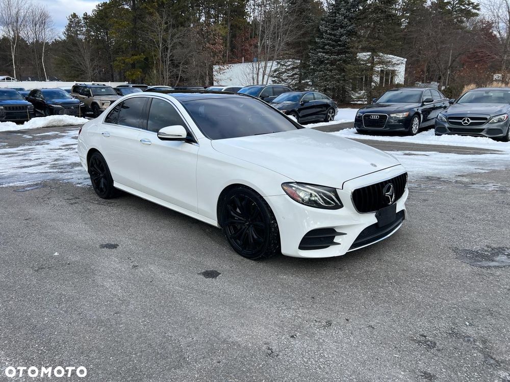 Mercedes-Benz Klasa E - 1