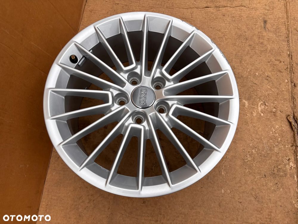 Oryginalna Felga Aluminiowa Audi A3 8Y 8Y0 8J 17 ET45 8 17" 5x112 8Y0601025B - 3