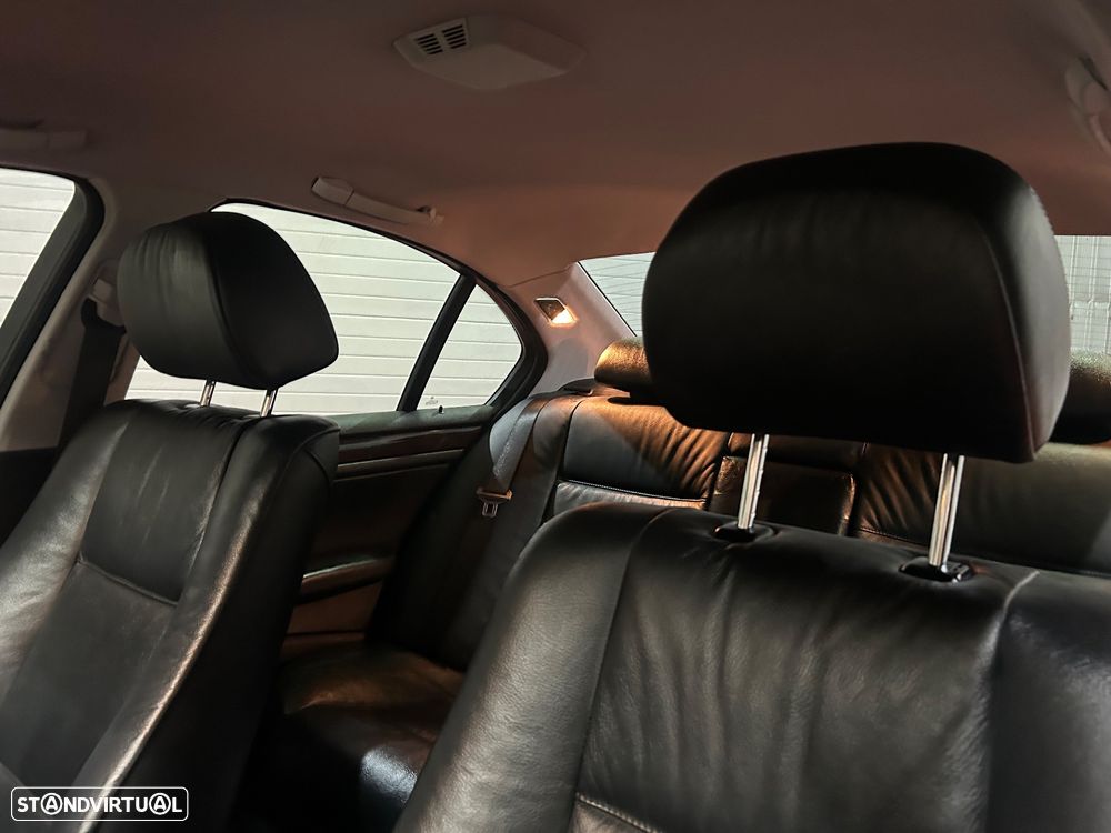 BMW 330 dA - 15