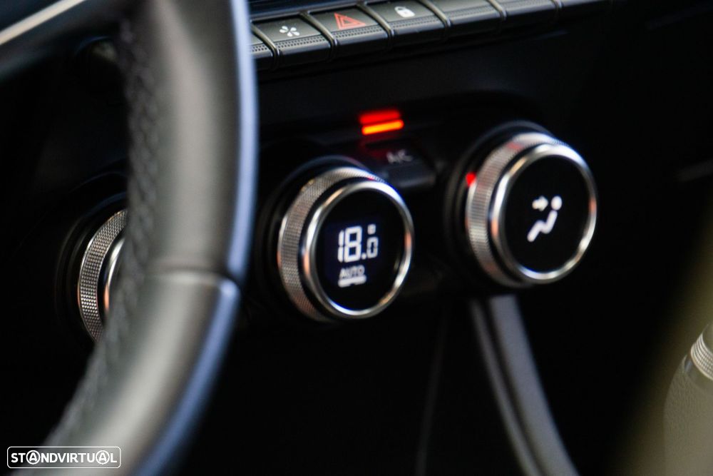 Renault Captur 1.0 TCe Exclusive Bi-Fuel - 45