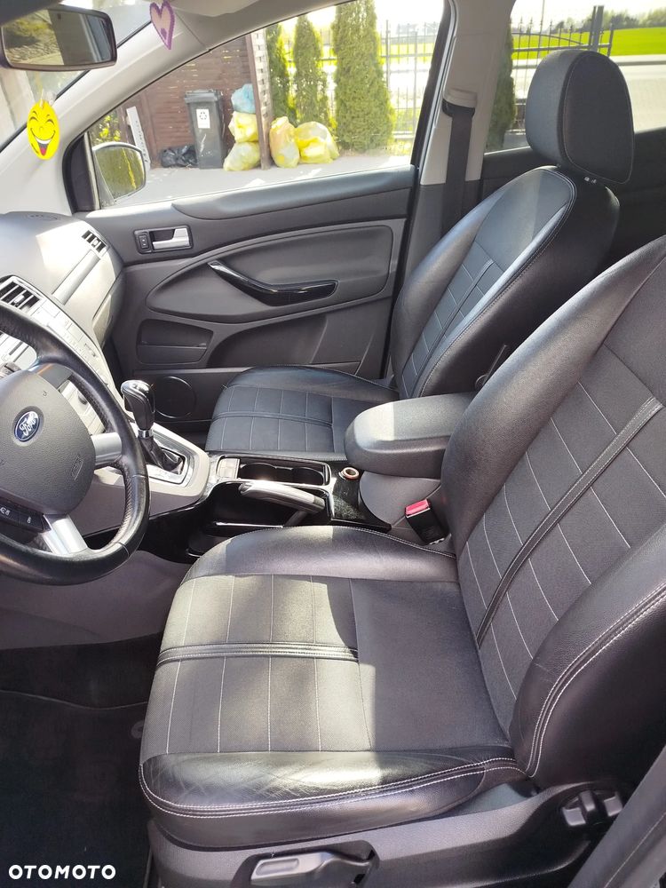 Ford Kuga 2.0 TDCi 4x4 Titanium - 11