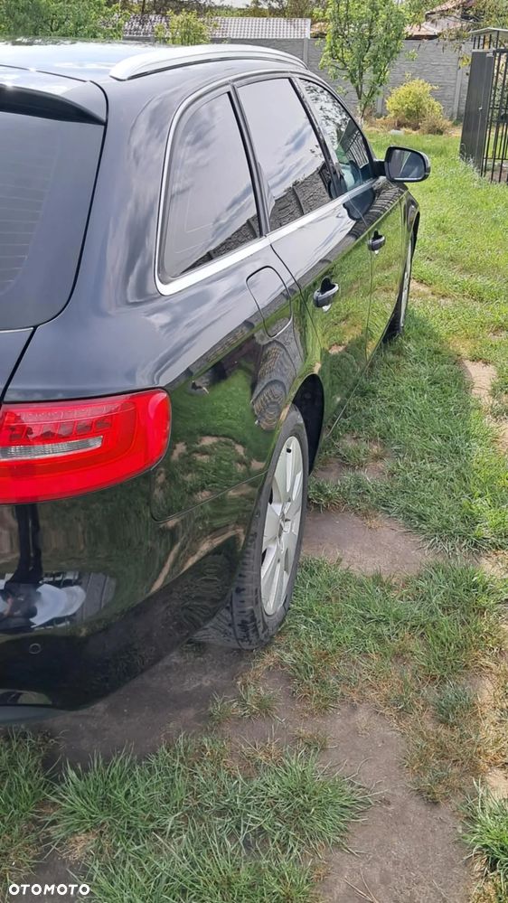 Audi A4 Avant 2.0 TDI - 8