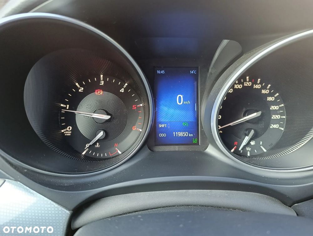 Toyota Avensis 2.0 D-4D Premium - 8